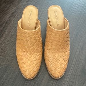 Madewell heeled clogs